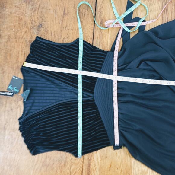 Gabby Skye Black Sleeveless Deep V Neck Velour Detail High-Low LBD Dress 4 NWT - Picture 10 of 12